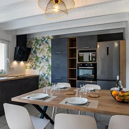La Roseliere By Interhome * Guisseny